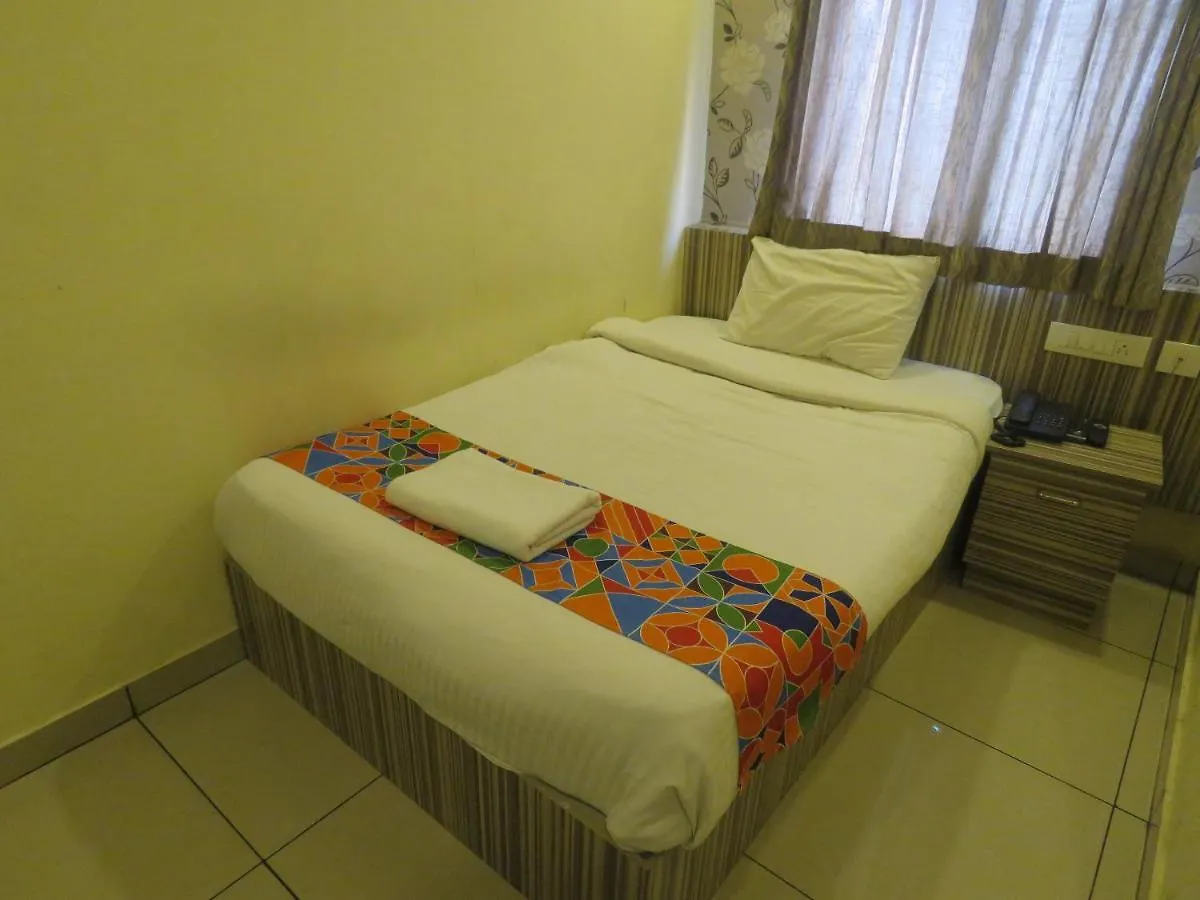 Hotel Reegate Inn Near South Railway Station Kochi